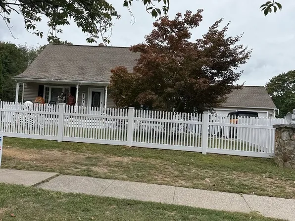 1414 Huntington Road, Stratford, CT 06614