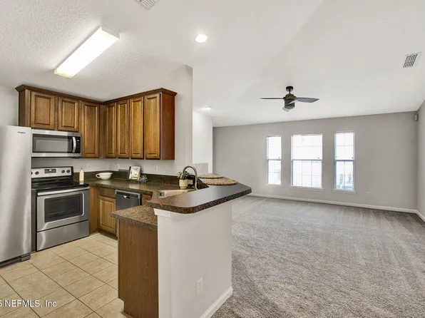 215 JARDIN DE MER Place, Jacksonville Beach, FL 32250