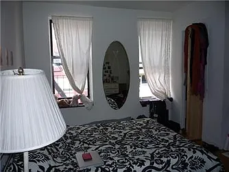 Rented by R New York