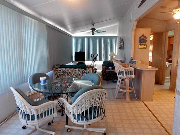 4th image of 150 Malcolm Dr #150