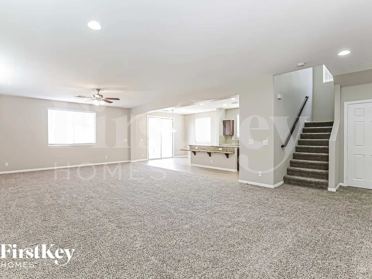 3 bed, 2.5 bath, 2514 sqft, $2,565 — Photo 3