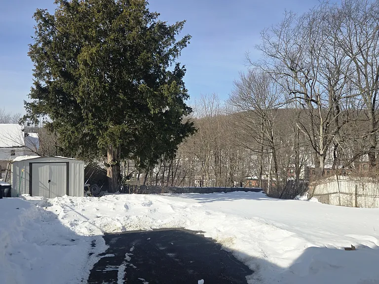 29 Beech St #1 — Photo 17