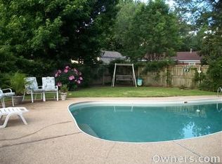 1405 Cornwall Dr, Ocean Springs, MS 39564