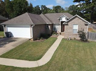 57 Rebecca Ln, Searcy, AR 72143