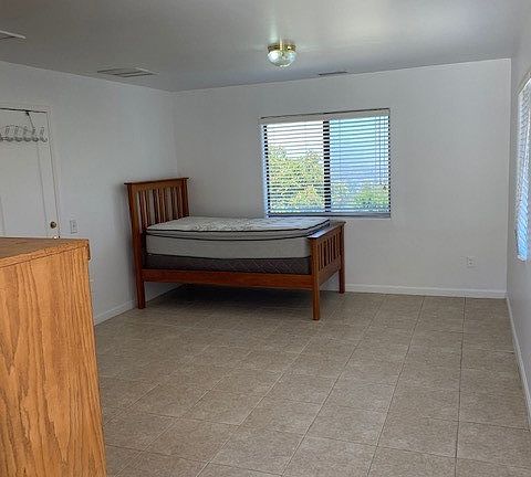 3rd image of 27720 Eastvale Rd #2B