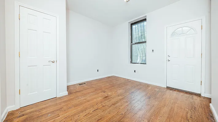 Rented by Nooklyn NYC LLC | media 20