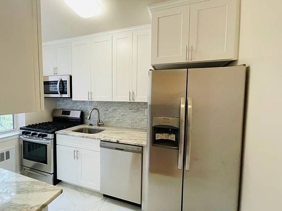 2nd image of 84-35 Lander St APT 4F