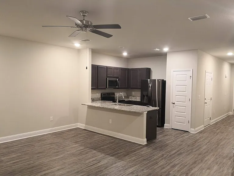 6783 Spaniel Dr — Photo 6