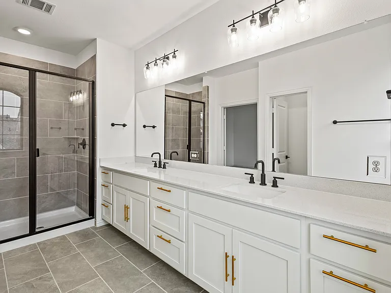 7521 Laburnam Rd — Photo 21
