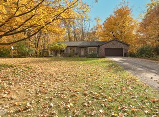 12 Timbercreek Ct, Yorkville, IL 60560