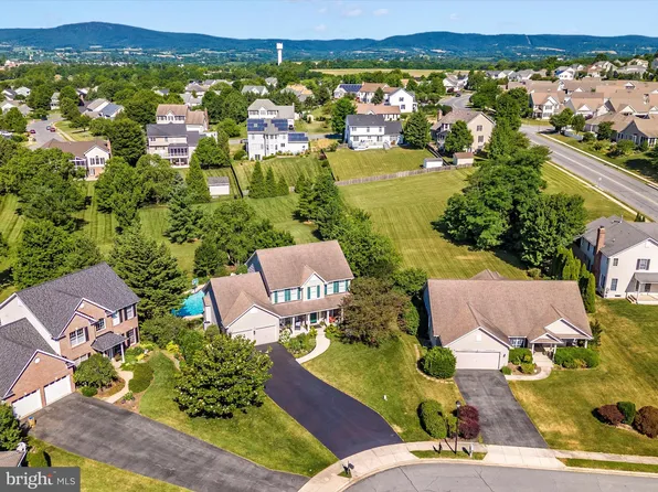 6 Ashky Ct, Middletown, MD 21769