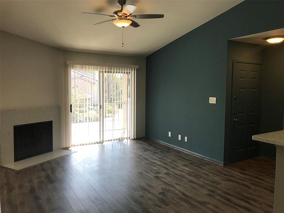 1st image of 2120 El Paseo St APT 406