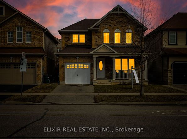 1029 Farmstead Dr, Milton, ON L9T 8G4