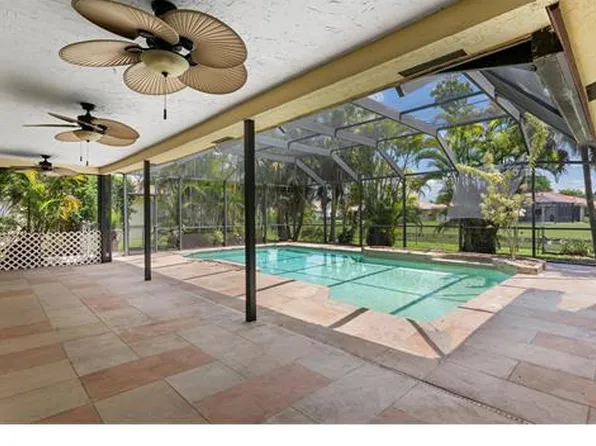 11580 NW 20th Dr, Coral Springs, FL 33071
