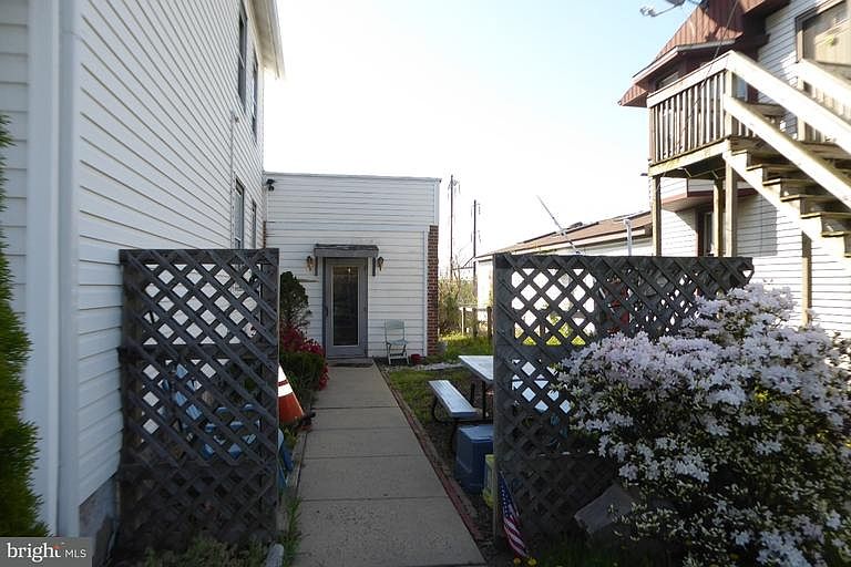 1st image of 3405 Bristol Pike