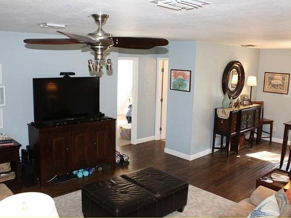 5th image of 17257 E Dolphin St