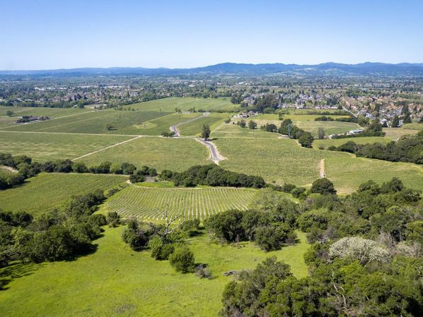 1276 Jensen Lane LOT 3 - in Windsor, CA