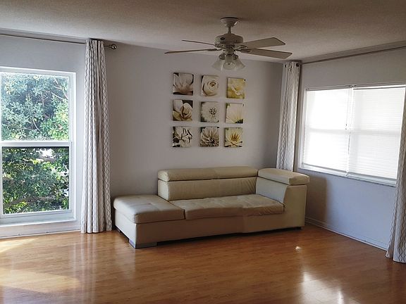 2nd image of 224 Hibiscus Ave APT 350