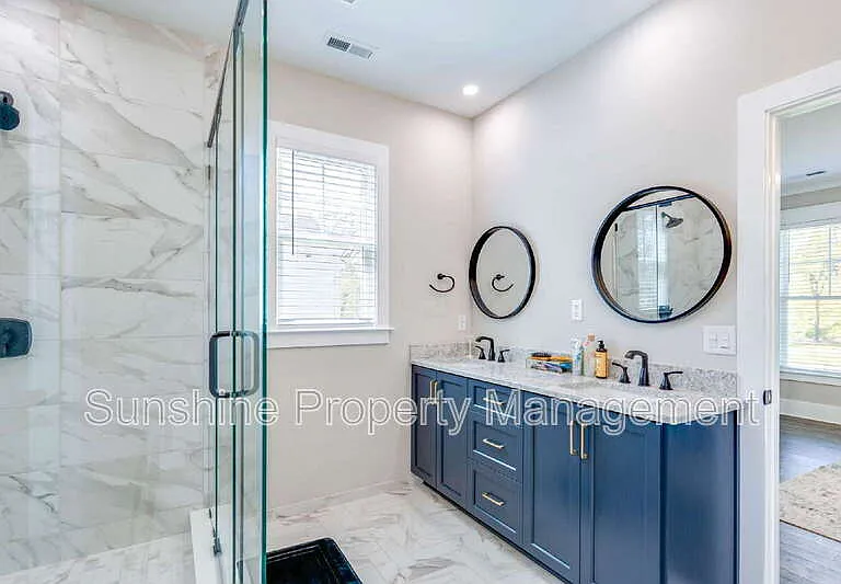 2852 Martins Point Way — Photo 7
