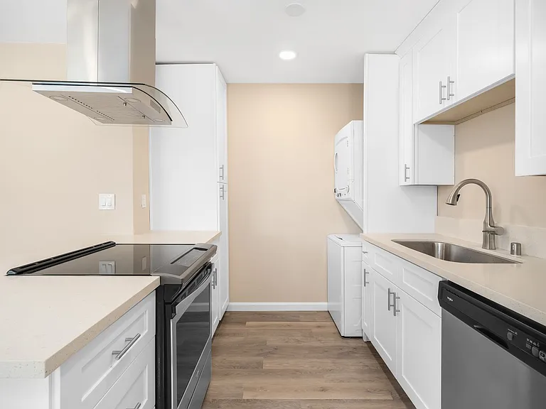 5353 Olmeda Ave — Photo 23