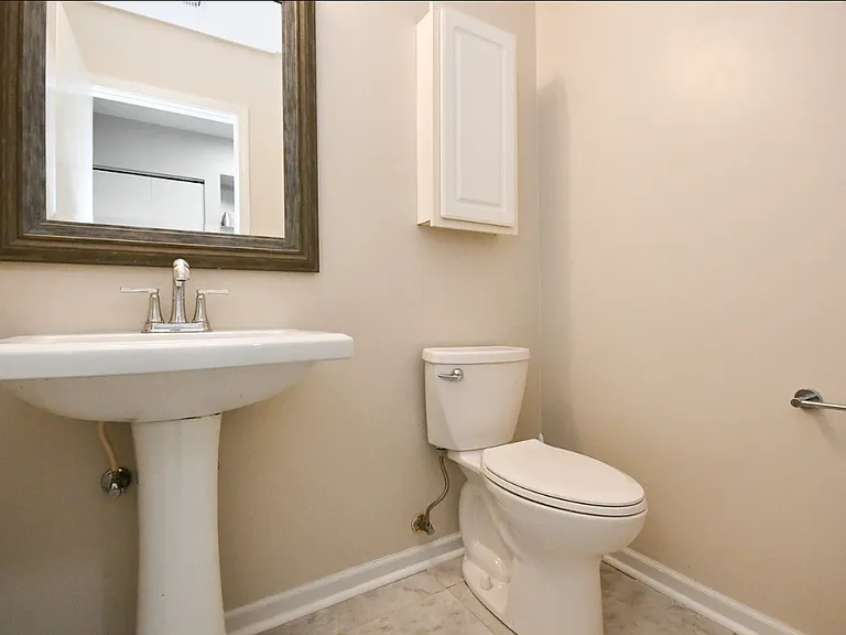 121 Cammeron Ct — Photo 18