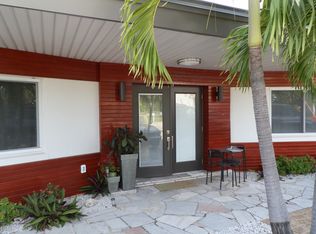 801 Bay Point Dr, Madeira Beach, FL 33708