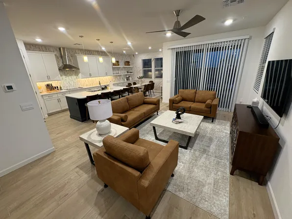 1172 E Kachina Trl, Phoenix, AZ 85041