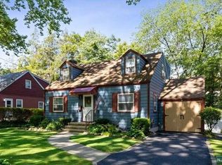 1818 Palisade Ave, Teaneck, NJ 07666