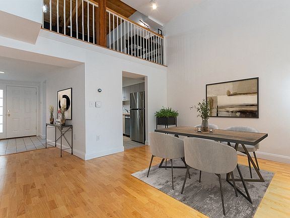 3rd image of 11 S Stone Mill Dr APT 712