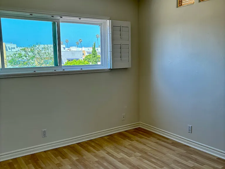 229 Bicknell Ave #308 — Photo 15