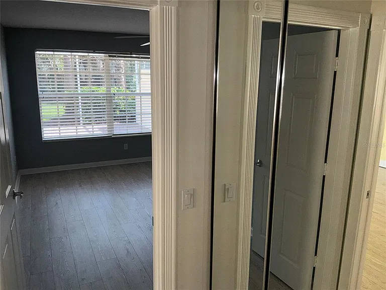8004 Camminare Dr — Photo 22