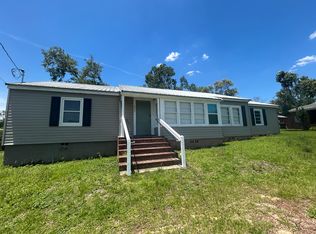 803 Grady Ave N, Douglas, GA 31533