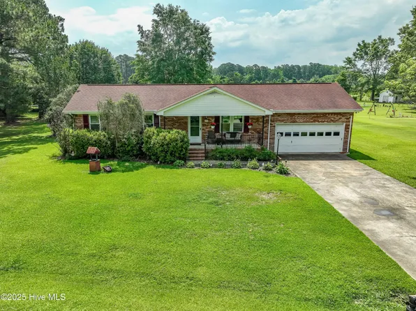 211 Michele Drive, New Bern, NC 28560