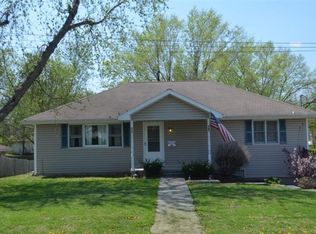 405 S Chicago Ave, Bolivar, MO 65613