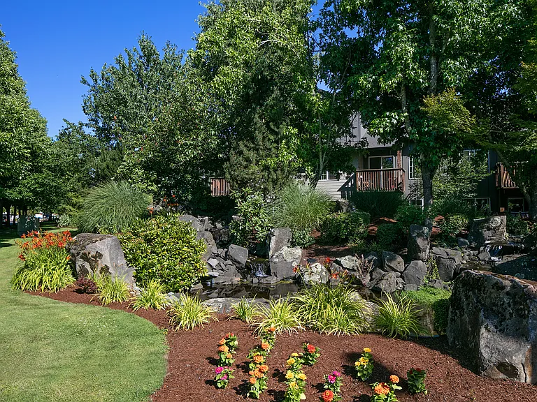 River Terrace — Photo 33
