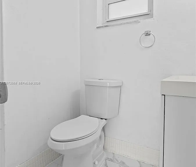 1145 Normandy Dr #505 — Photo 12
