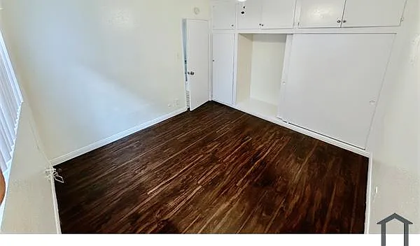 911 E 10th St #2 — Photo 6