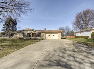 3079 N Oakland Ave, Decatur, IL 62526