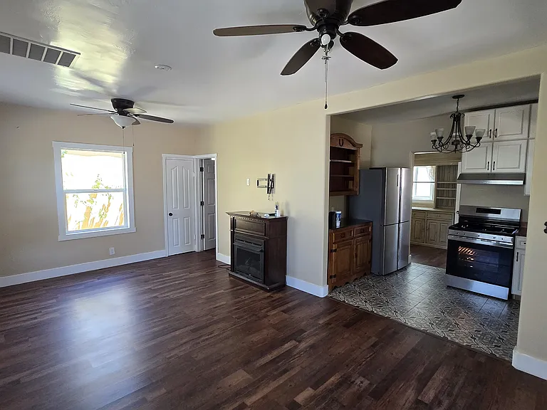 3543 E Elida St — Photo 5