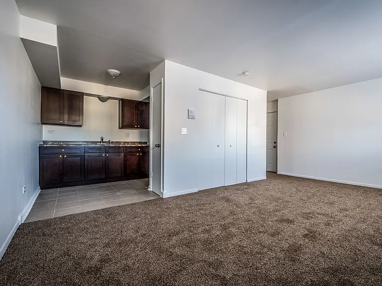 320 N Mason — Photo 12