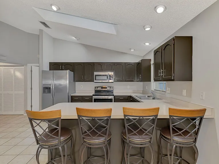 3026 Grafton St — Photo 14