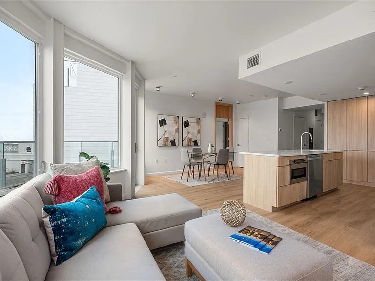 120 Nantasket Ave #305 — Photo 3