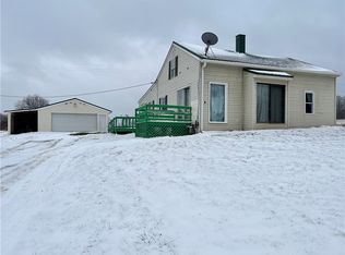 395 Seroka Rd, Waterford, PA 16441