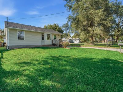 2004 E 39th St, Des Moines, IA, 50317