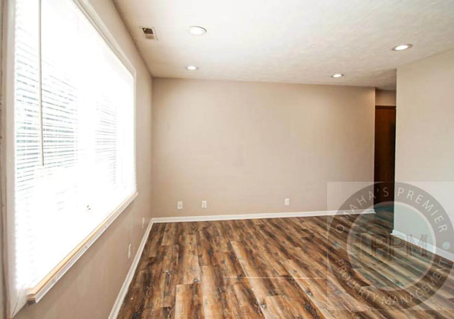 qMaple Place — Photo 2