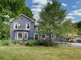 2 Corashire Rd, New Marlboro, MA 01230