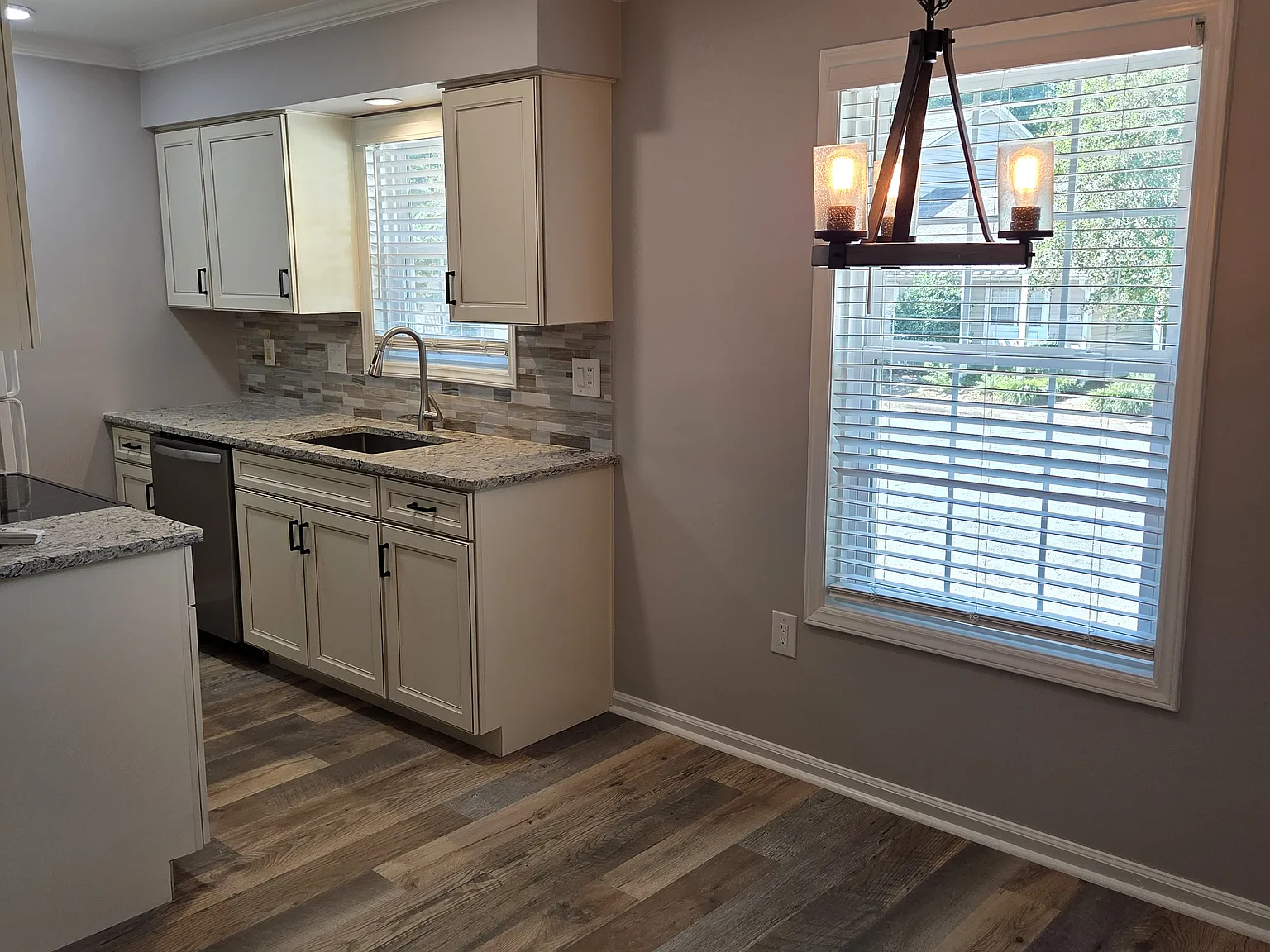 1 bed, 796 sqft, $1,600 — Photo 1