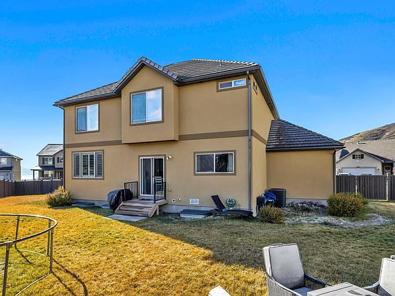 4th image of 16073 S Fielding Ln