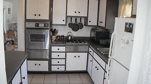 5th image of 404 Lyons Bay Rd