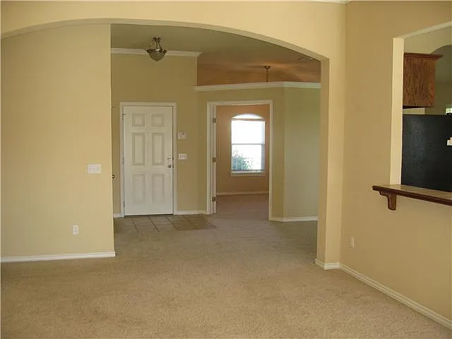 16001 Korie Dr — Photo 3